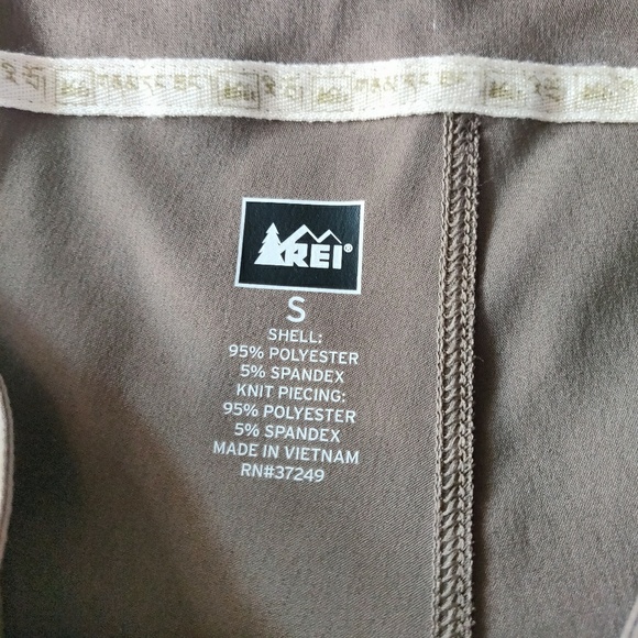REI Drawstring Capris - Size Small - Picture 4 of 4